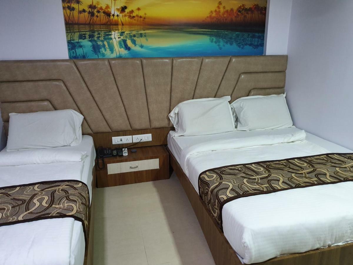 Hotel Apex Нави Мумбай Екстериор снимка